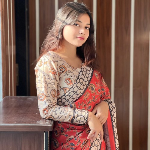 Digital Print Sharee with Blouse Piece – এক রাজকীয় উপহার, ভালোবাসার জন্য!